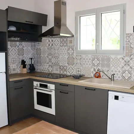 Holiday home Maison Garde De Barriere