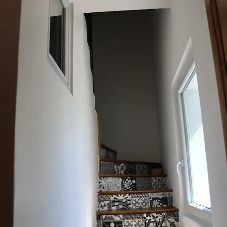 Maison Garde Barriere * Canilhac